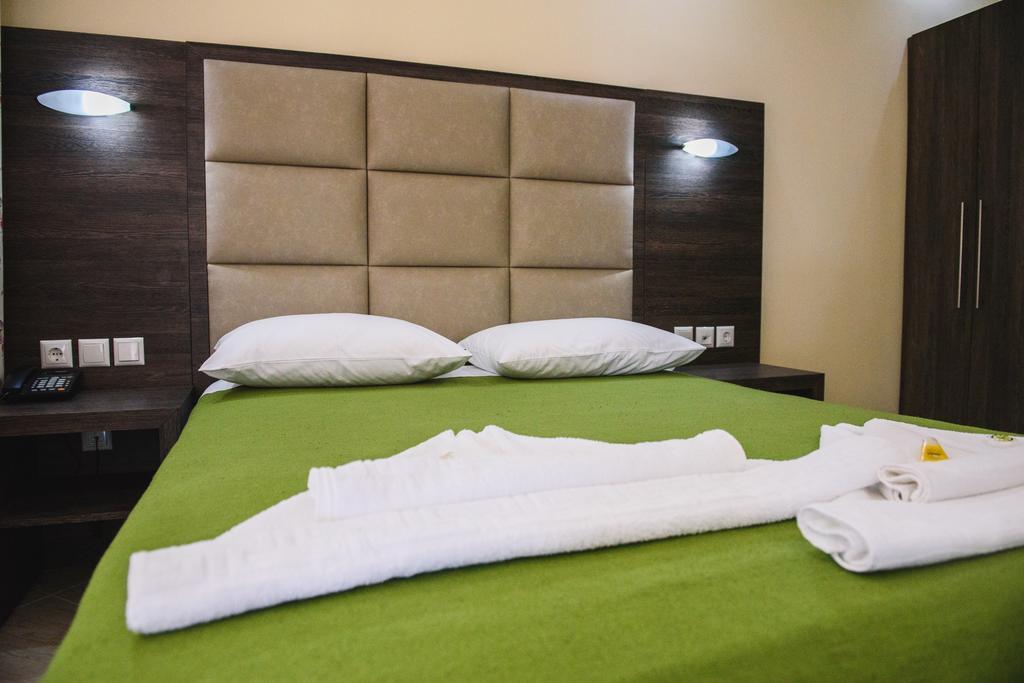 Santa Rosa Hotel & Beach 알렉산드로폴리스 객실 사진